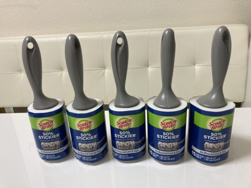 コストコの使い切りコロコロ『リントローラー(衣料用粘着テープ)』