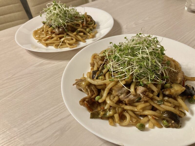 【実食レビュー】コストコのPULMUONEのテリヤキうどん