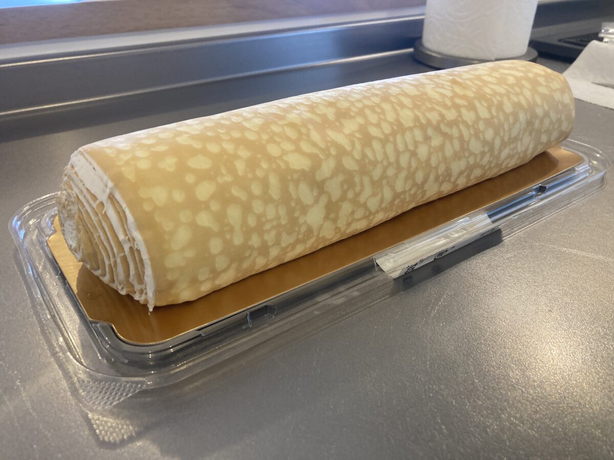 超人気!コストコ新商品のクレープバウムはなめらかな食感と濃厚クリームが美味しい