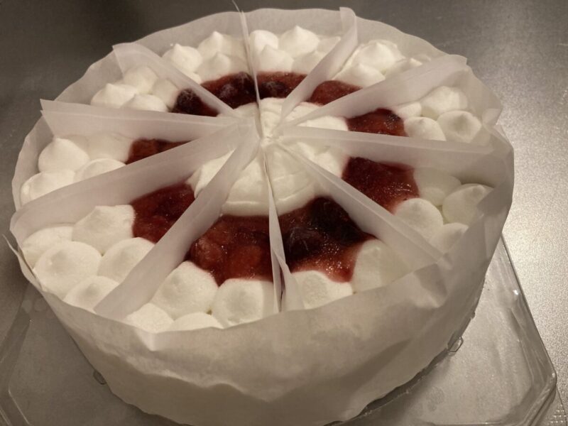 【開封レビュー】コストコの不二家ショートケーキ10個にカット済