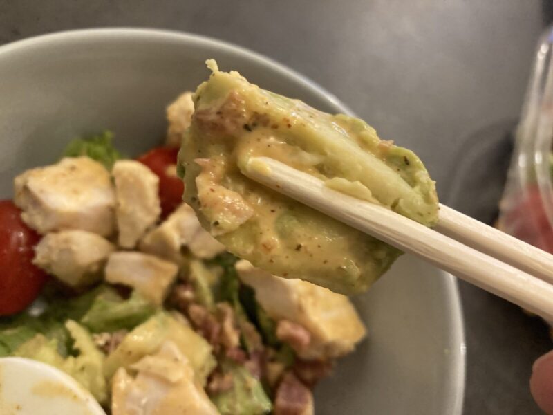【実食レビュー】コストコ新作サラダのコブサラダ