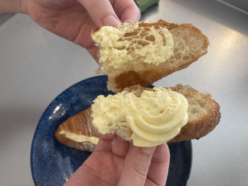 【実食レビュー】コストコのカスタードクリームクロワッサン