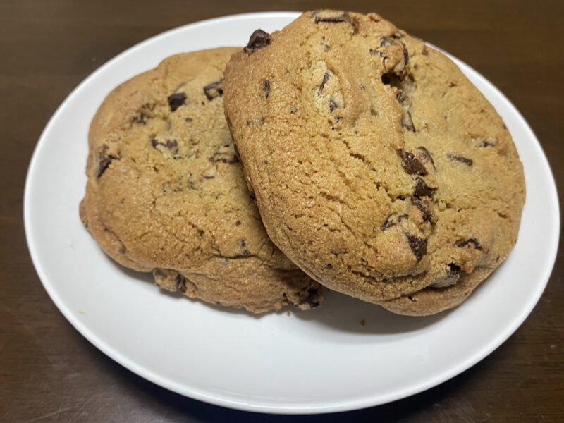 コストコフードコート「ダブルチョコチャンククッキー」3枚入り商品になって登場!