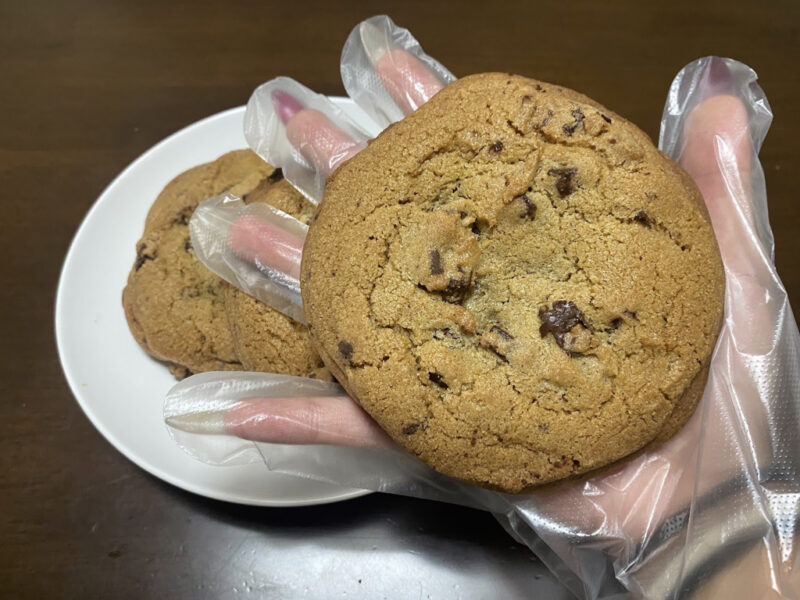 コストコ新商品ダブルチョコチャンククッキー3枚入りを実食レビュー