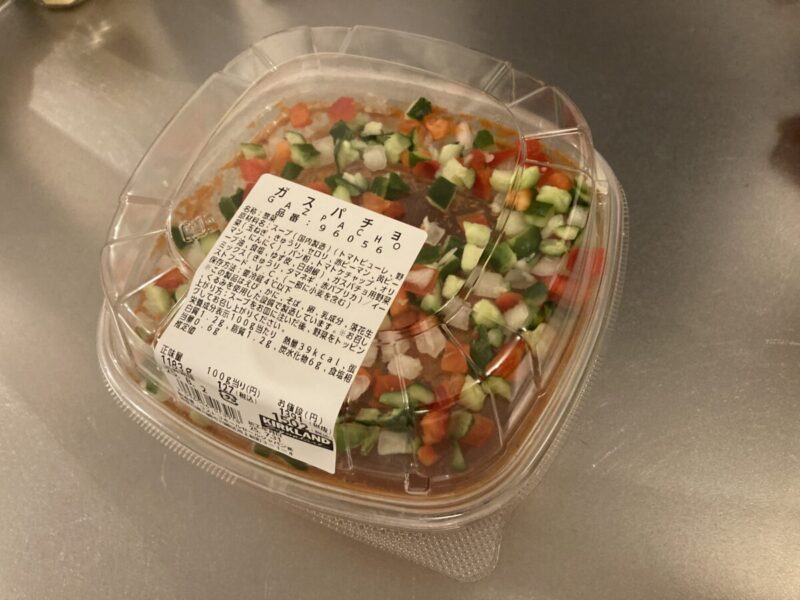 コストコ新商品デリのガスパチョが登場!トマトベースの野菜冷製スープで美味しい