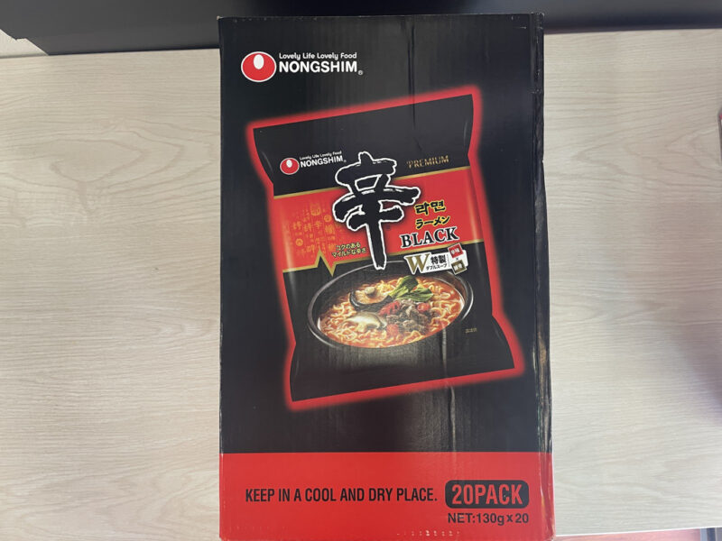 【コストコ新商品】農心 辛ラーメンのブラックカップ麺が新登場！20個入り大容量