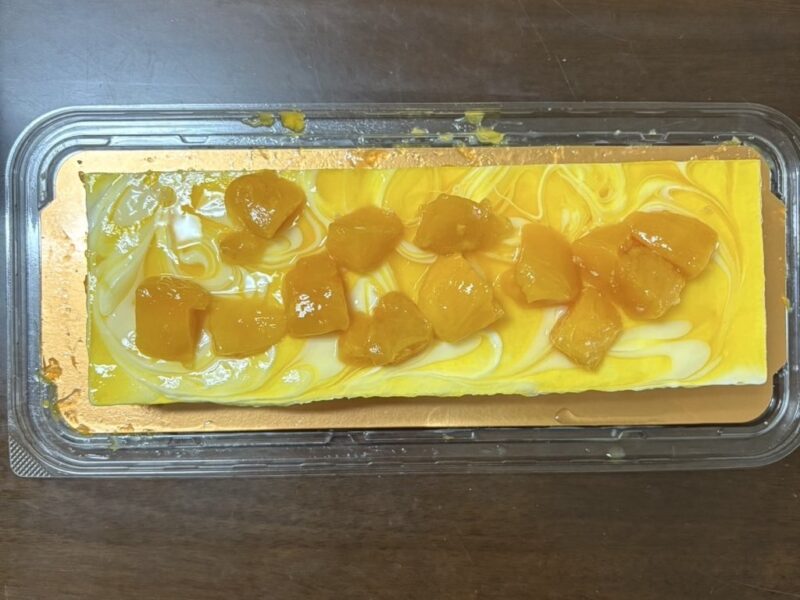 コストコ注目の新商品マンゴークランチーヨーグルトケーキを購入!気になる味は?