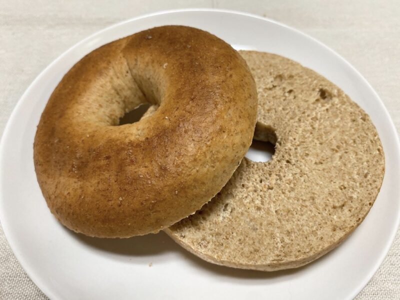 コストコ新商品のホールウィートベーグルはシンプルながら味は美味しい!