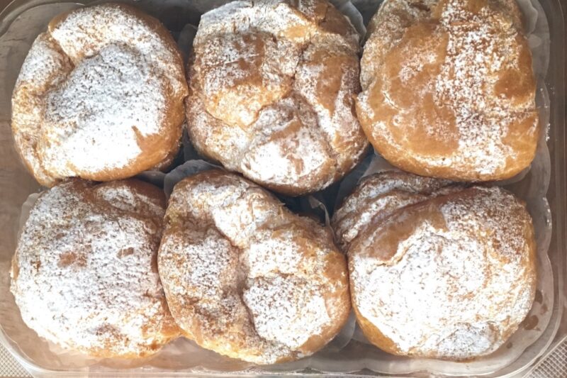 コストコおすすめの新作スイーツ「カスタードシュークリーム」を実食で詳しく紹介！