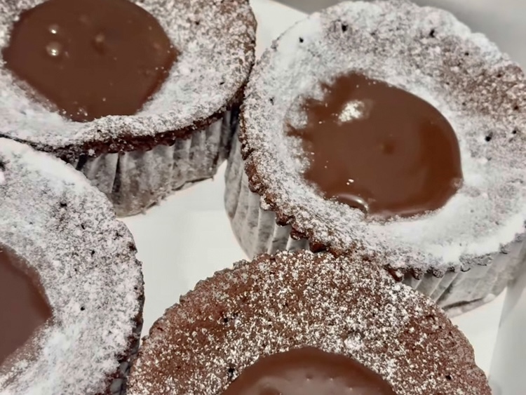 【実食レビュー】コストコ新商品のフォンダンショコラ6個入