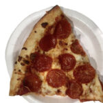 コストコフードコートで注文できるぺパロニピザ（スライス）2026年最新の値段は？