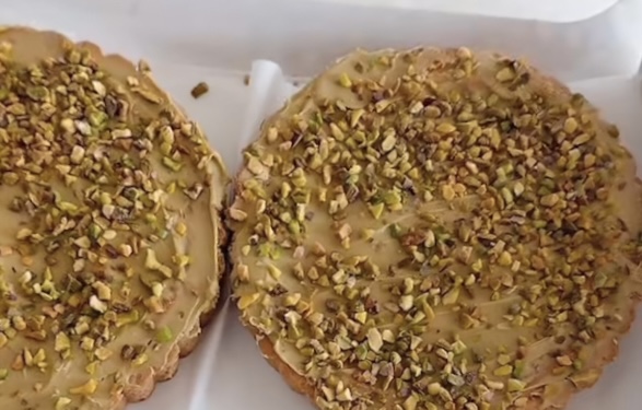 【実食レビュー】コストコ新商品のピスタチオチーズケーキ