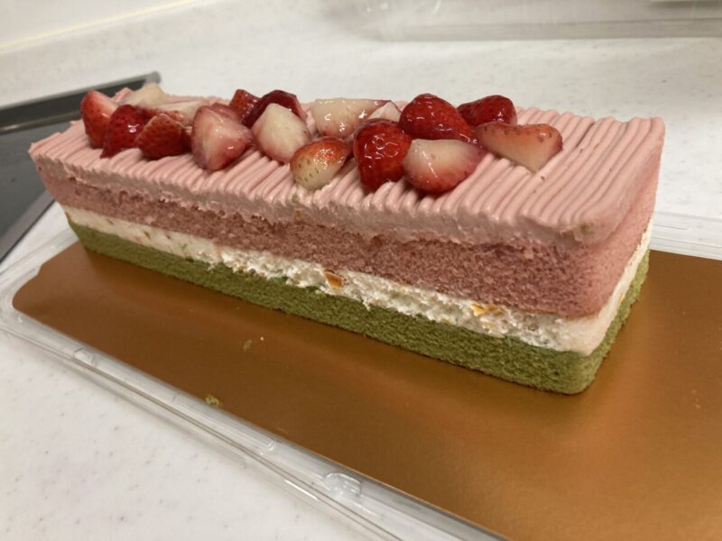 コストコ新商品のスプリングバーケーキを開封レビュー！