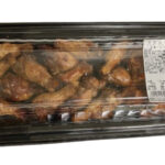 コストコ「BBQチキン」ホットデリカコーナー販売！人気商品の甘ダレ手羽元チキン