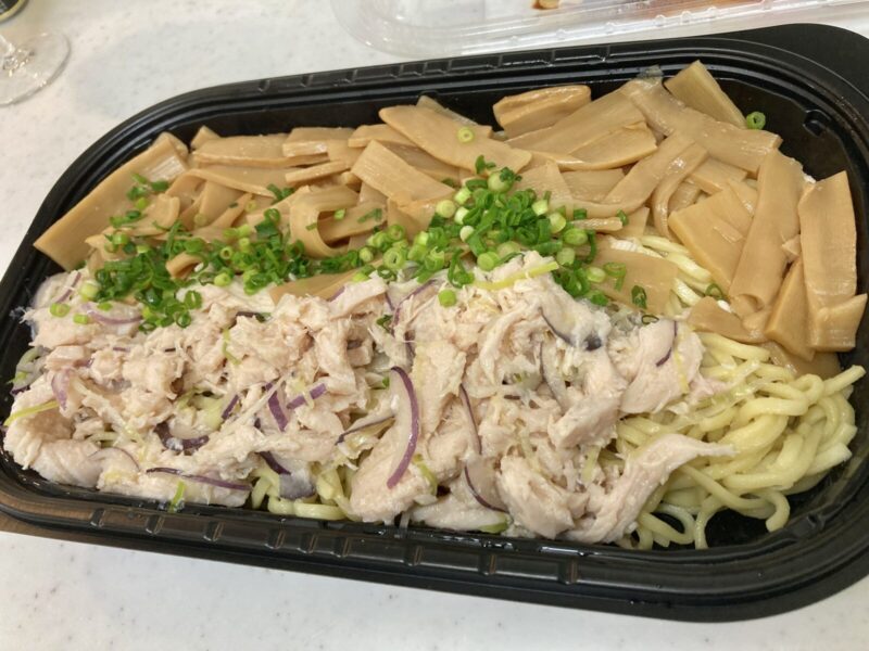 コストコ新商品にんにく鶏まぜそばを開封＆調理！