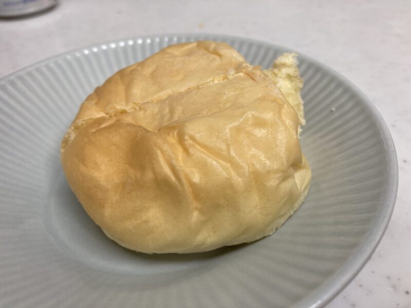 コストコ新商品の八天堂くりーむぱパンのカスタード味（冷凍）を実食レビュー