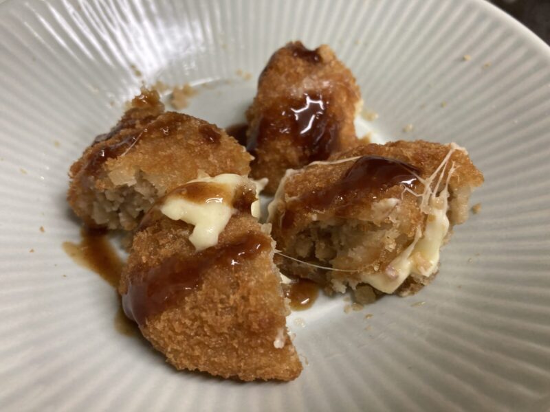 【実食レビュー】コストコ新商品のガスト チーズINメンチカツ