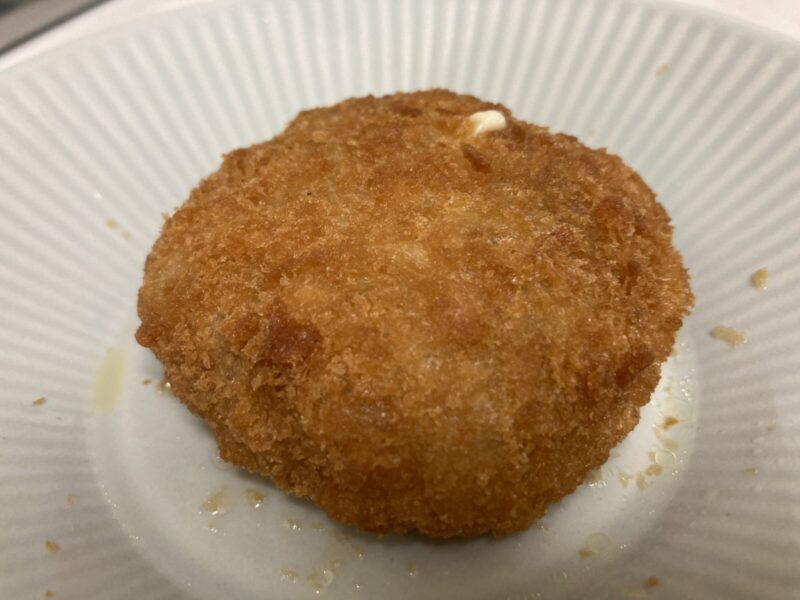 【実食レビュー】コストコ新商品のガスト チーズINメンチカツ