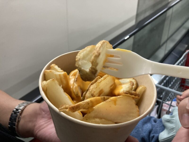 コストコフードコート新商品のチーズポテトを実食レビュー！