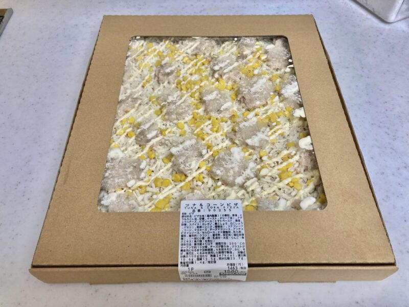【実食レビュー】コストコ新商品のツナ＆コーンピザ