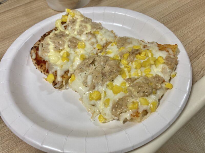 【実食レビュー】コストコ新商品のツナ＆コーンピザ