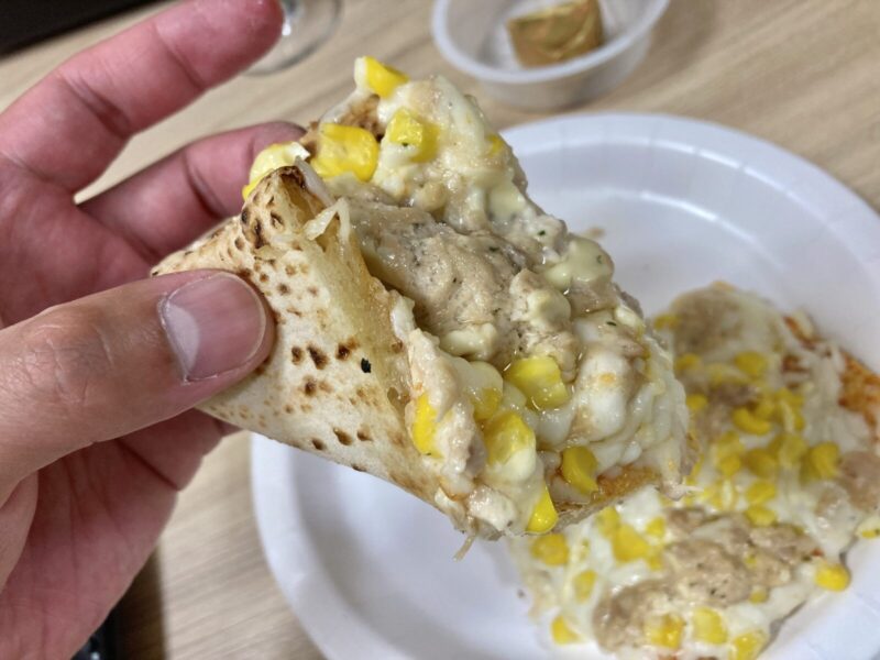 【実食レビュー】コストコ新商品のツナ＆コーンピザ