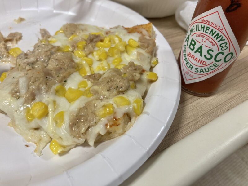 【実食レビュー】コストコ新商品のツナ＆コーンピザ