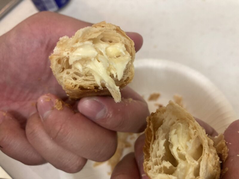 コストコ新商品のVICENZIイタリアンパフペイストリー クリーム＆ヘーゼルナッツを実食レビュー！