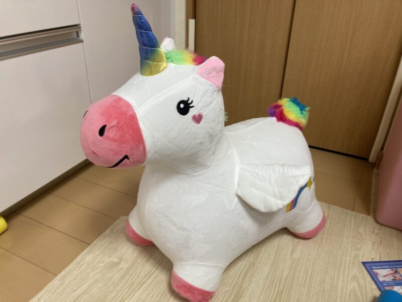 コストコ新商品ホッピングアニマルユニコーン・ライオンが可愛すぎ！1歳半から遊べる
