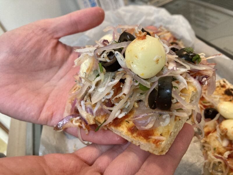 コストコ新商品のしらす&モッツァレラピザを実食レビュー!