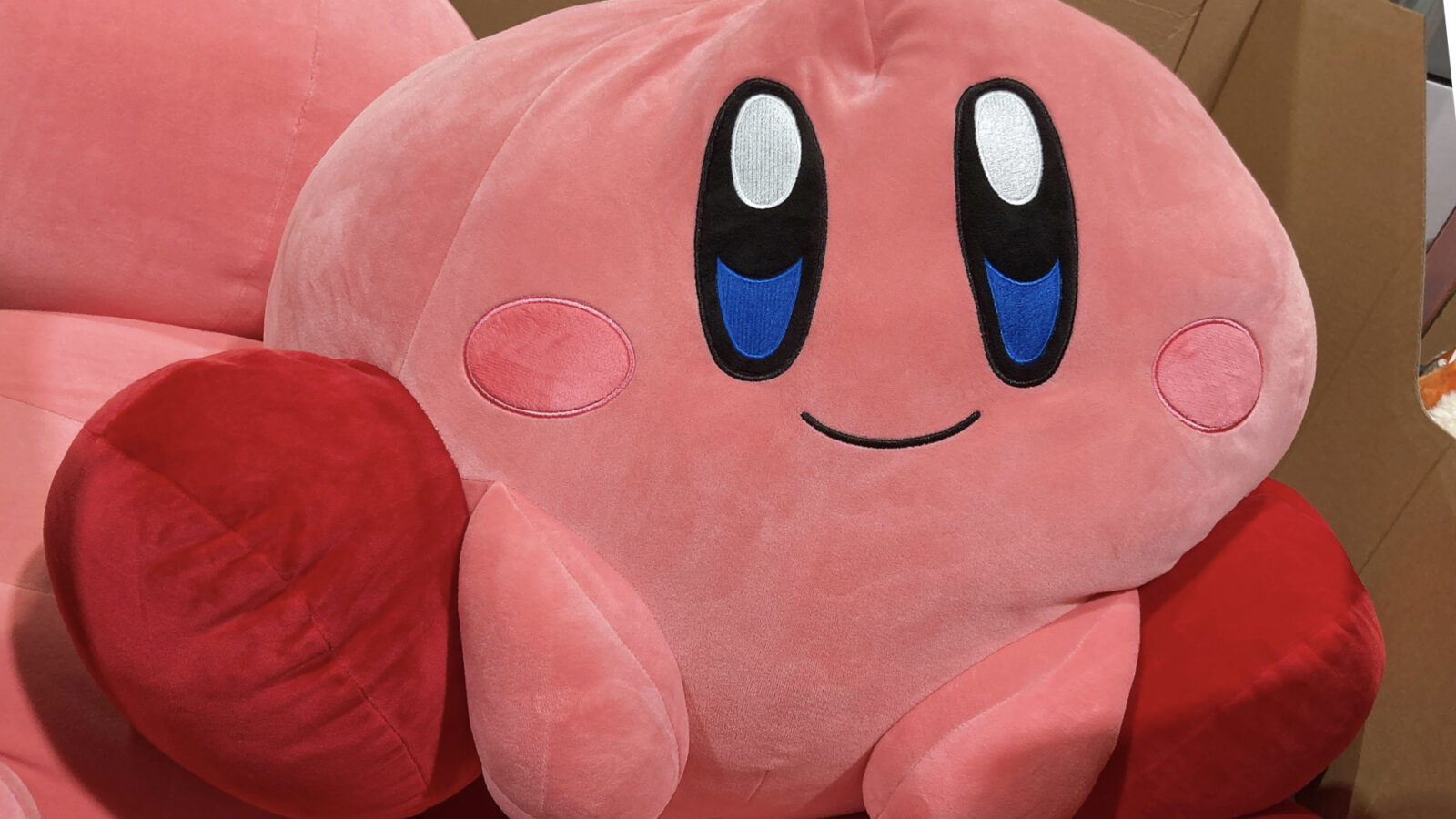 【コストコ新商品】星のカービィ超巨大ぬいぐるみ（70cm）新登場！