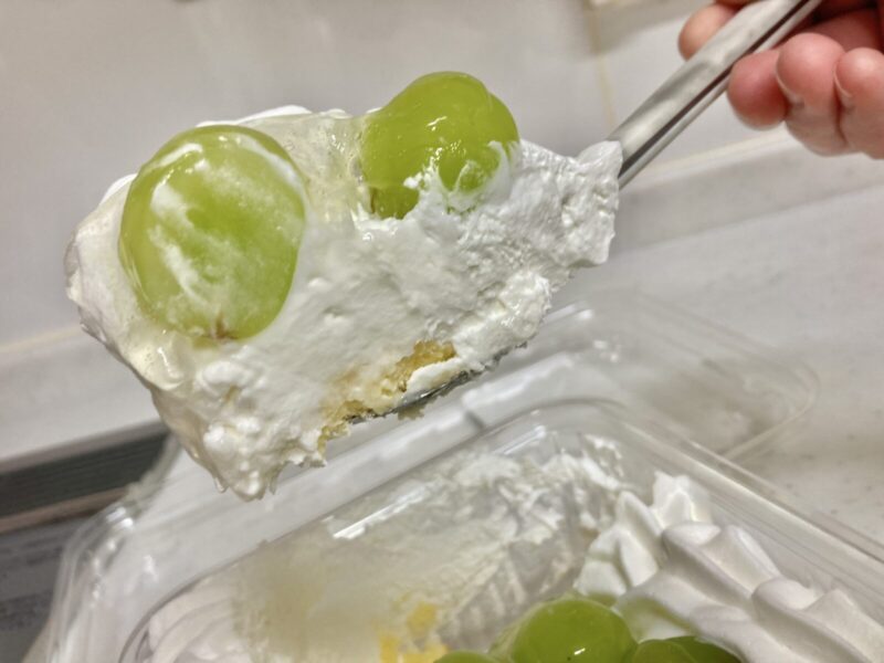 コストコ新商品のシャインマスカットスクープケーキを実食レビュー!