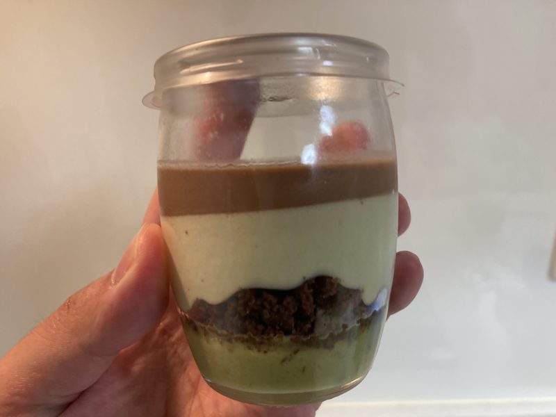 コストコ新商品ドバイスタイルチョコレートムースを実食！ピスタチオとカダイフが濃厚で美味しい！