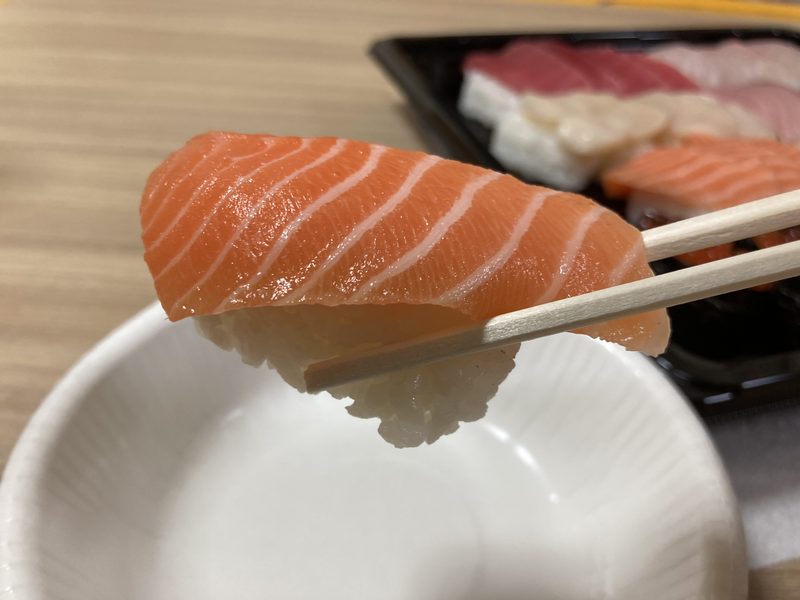 コストコ特選握り寿司32貫を実際に食べてレビュー!