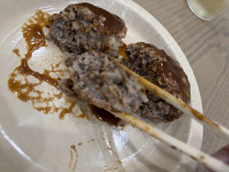 コストコ新商品デリカの巨大デミグラスハンバーグステーキを実食レビュー！