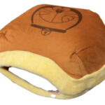コストコ新商品「ドラえもんのどら焼き」が巨大すぎ！実は約48cmのペットベッド