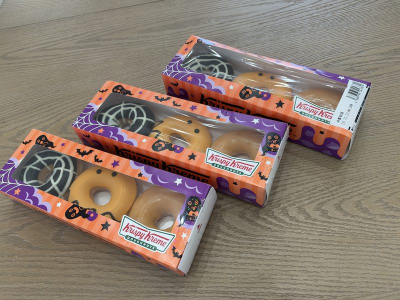コストコ新作！クリスピークリームのハロウィンドーナツ9個入りが可愛すぎる