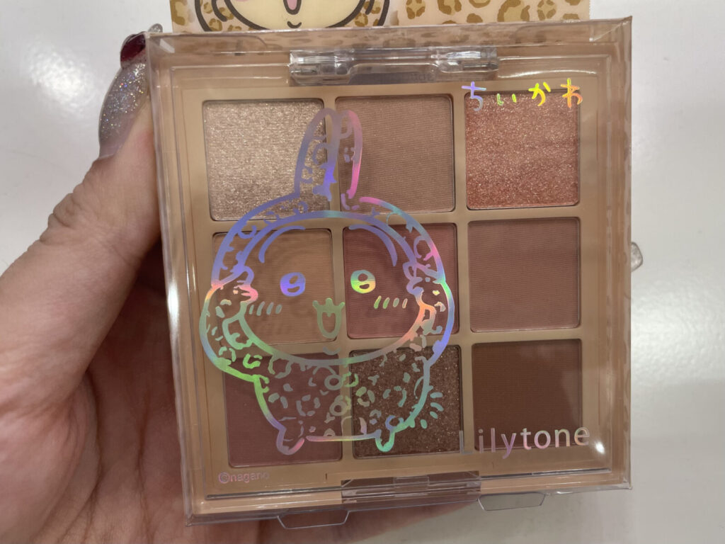 Lilytoneちいかわ9色アイシャドウパレット