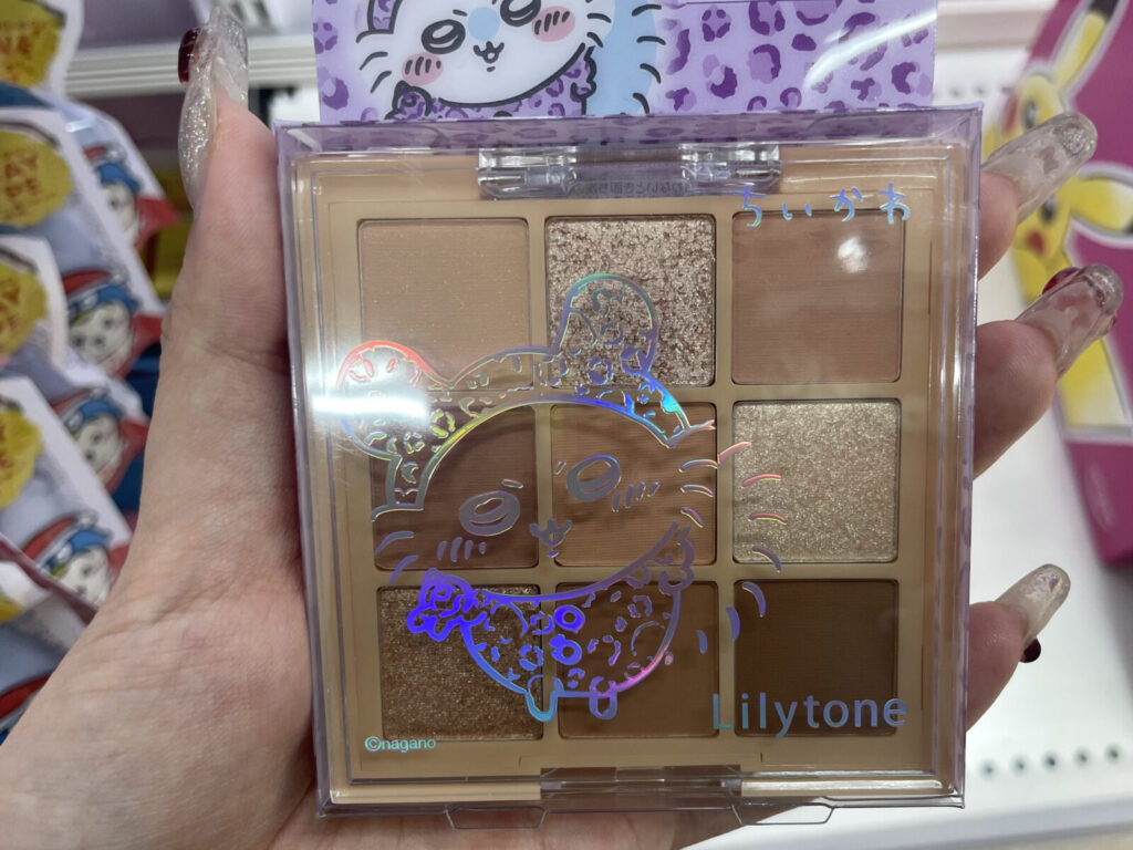 Lilytoneちいかわ9色アイシャドウパレット