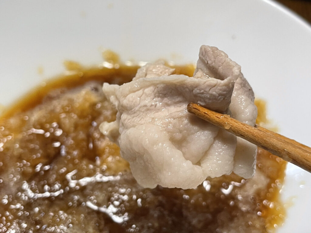 ドンキのロースとバラの黄金比を実食レビュー!