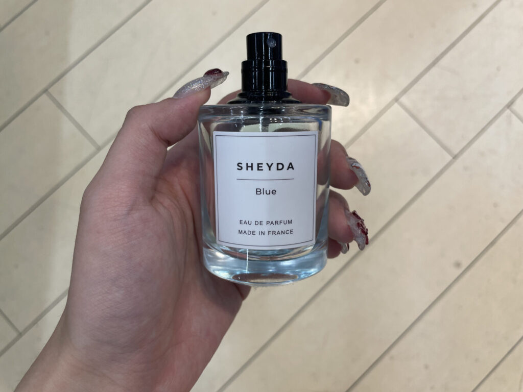SHEYDA Blue