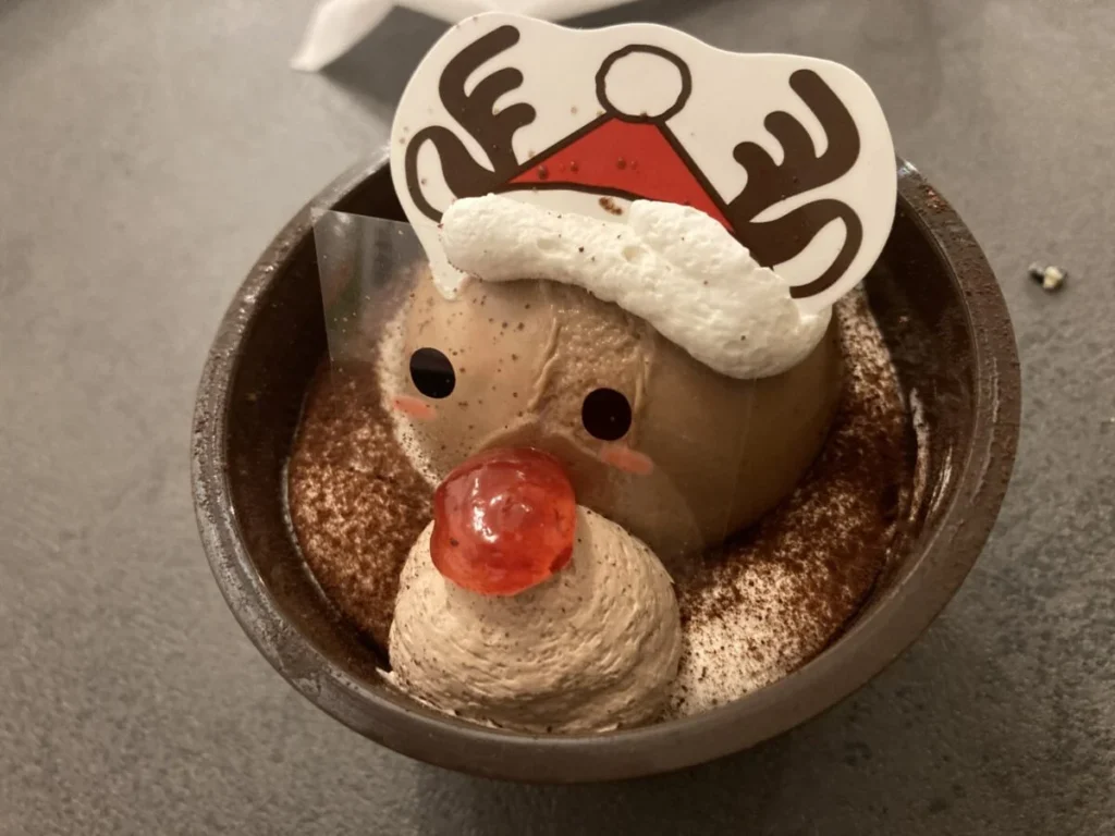 【おすすめ】激安ロピア季節デザインカップケーキを実食レビュー!